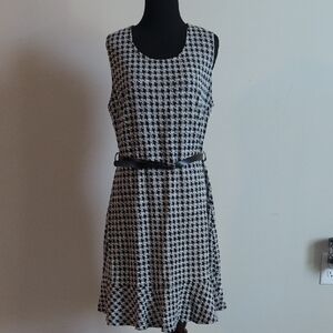 Chic Houndstooth Sleeveless Dress